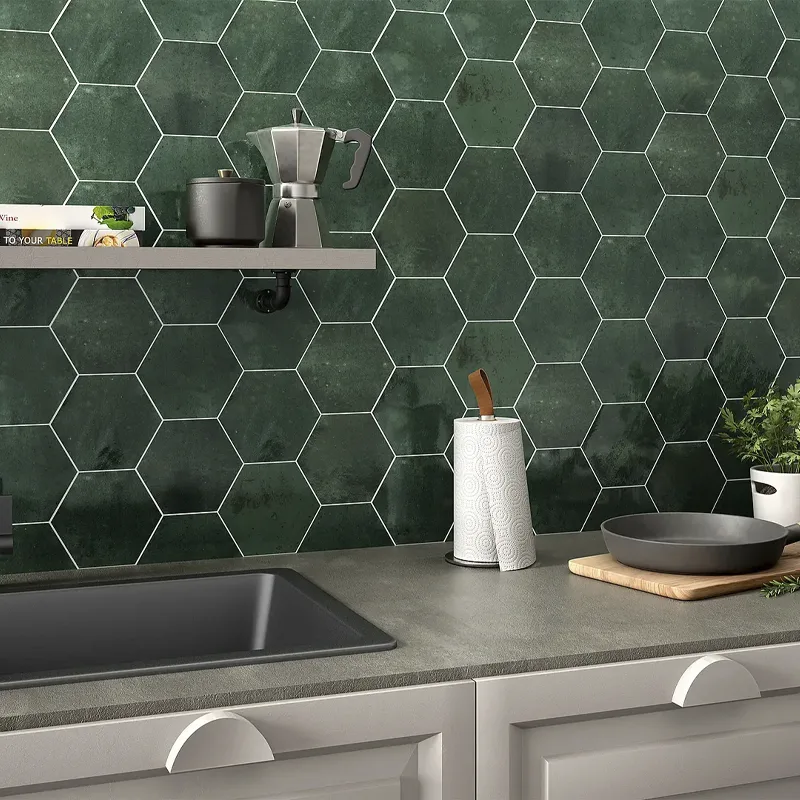 Azulejo hexagonal verde para cozinha, adicionando um toque fresco e natural ao espaço