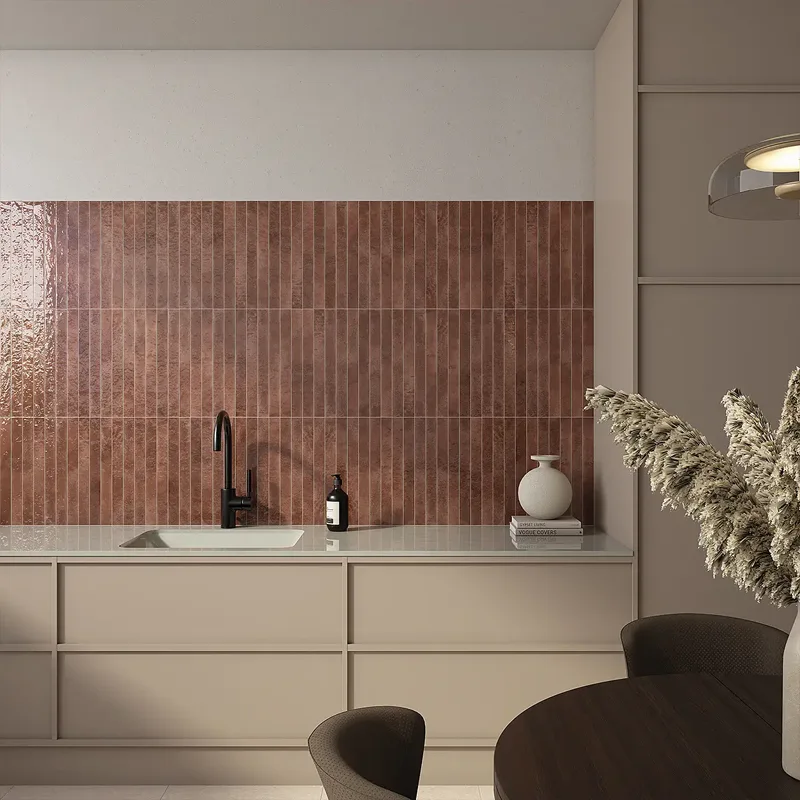 Formosa cozinha com azulejo vermelho