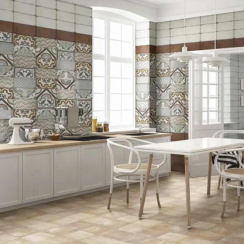 Imagem de azulejo rústico para parede altamente decorado combinado com cores neutras, criando um ambiente encantador.