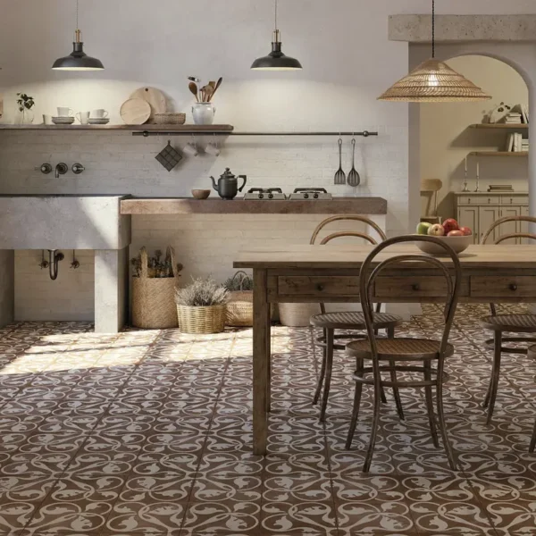 Bonito azulejo de cozinha rústica com padrões envelhecidos