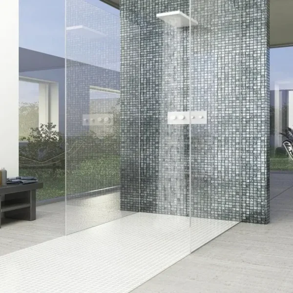 Baño moderno com pastilhas de casa de banho