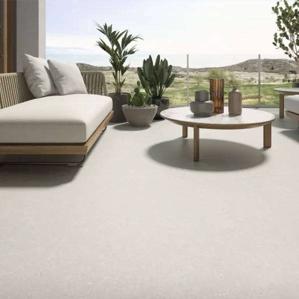 ambiente de azulejo com juntas praticamente invisíveis graças a ser retificado