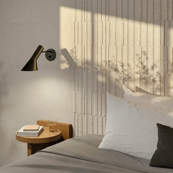 Imagem de azulejo de parede para quarto colocado combinando diferentes texturas para realçar o design